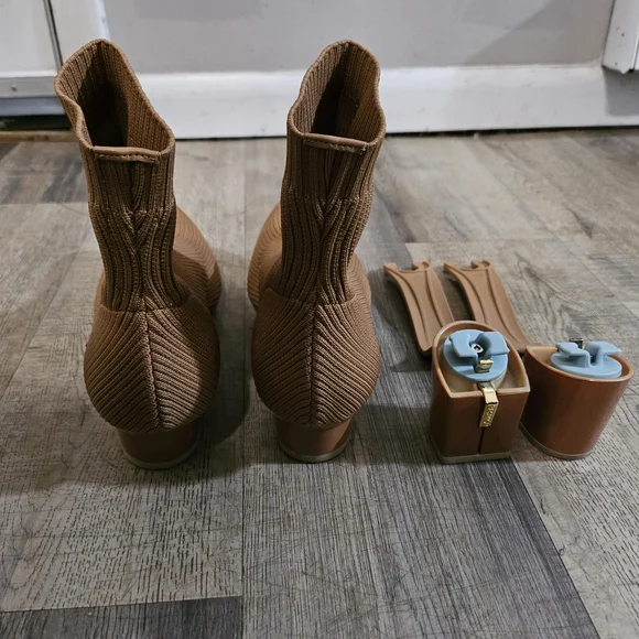 Pashion Footwear Whiskey Bootie - Picture 5 of 5